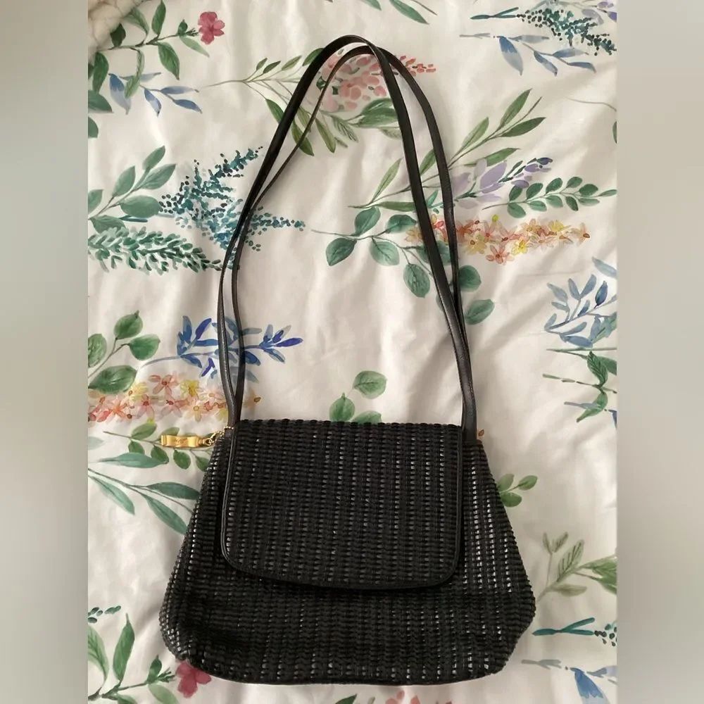 Vintage Elegant Black Woven Leather Bag